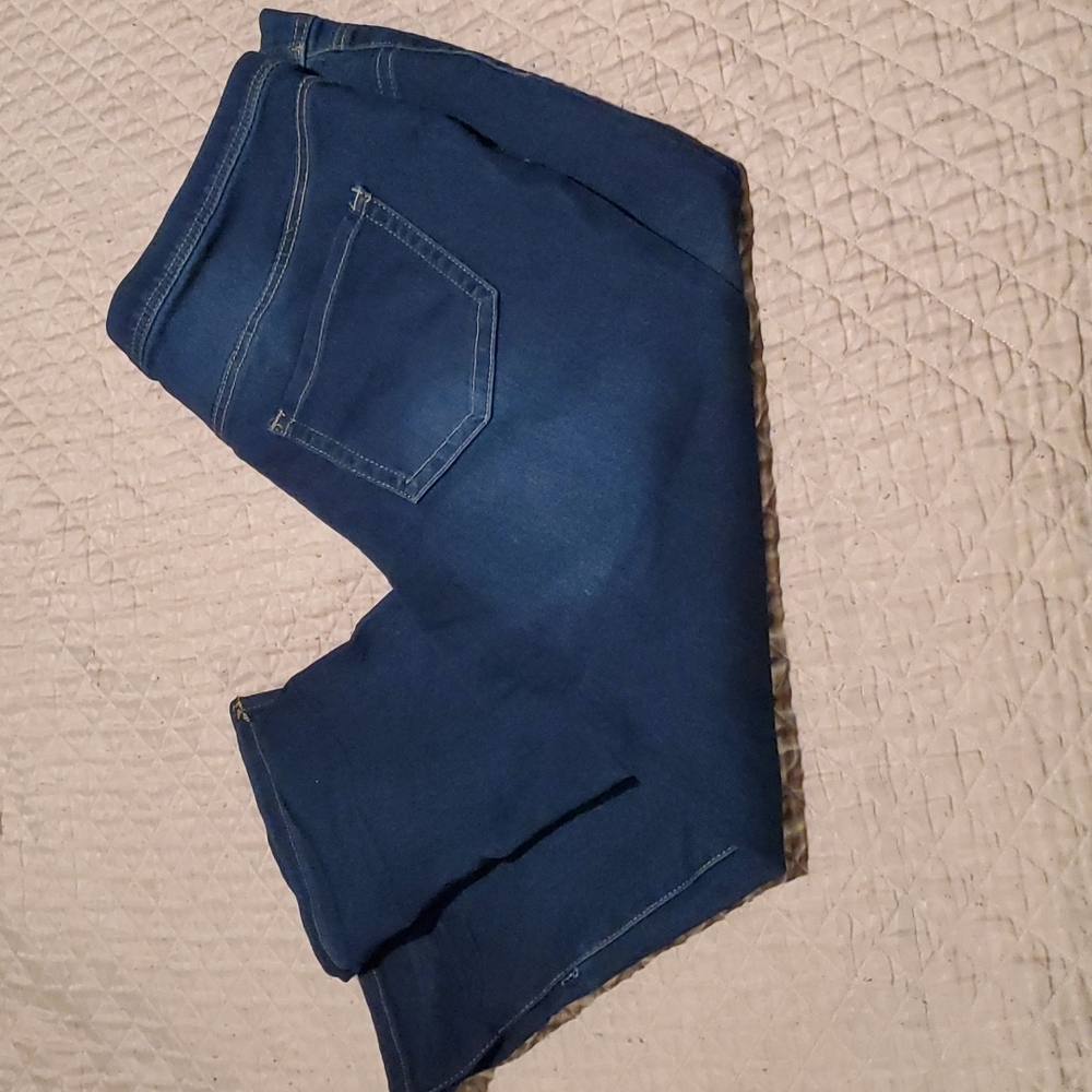 Just Be cropped stretch jeans 1x